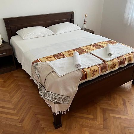 Apartments Kraja Улцин Екстериор снимка