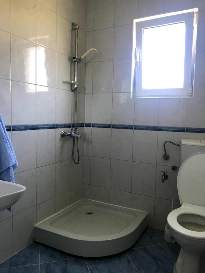 Apartments Kraja Улцин Екстериор снимка