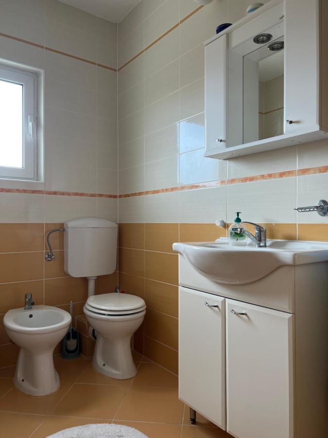 Apartments Kraja Улцин Екстериор снимка
